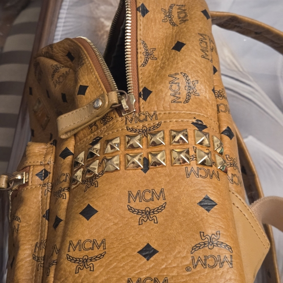 MCM Tan Leather Backpack - Picture 4 of 11